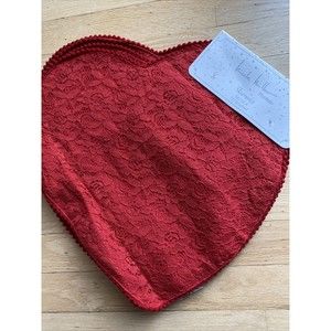 Set of 4–Nicole Miller VALENTINE’S DAY RED Heart Shaped Lace Placemats 15”